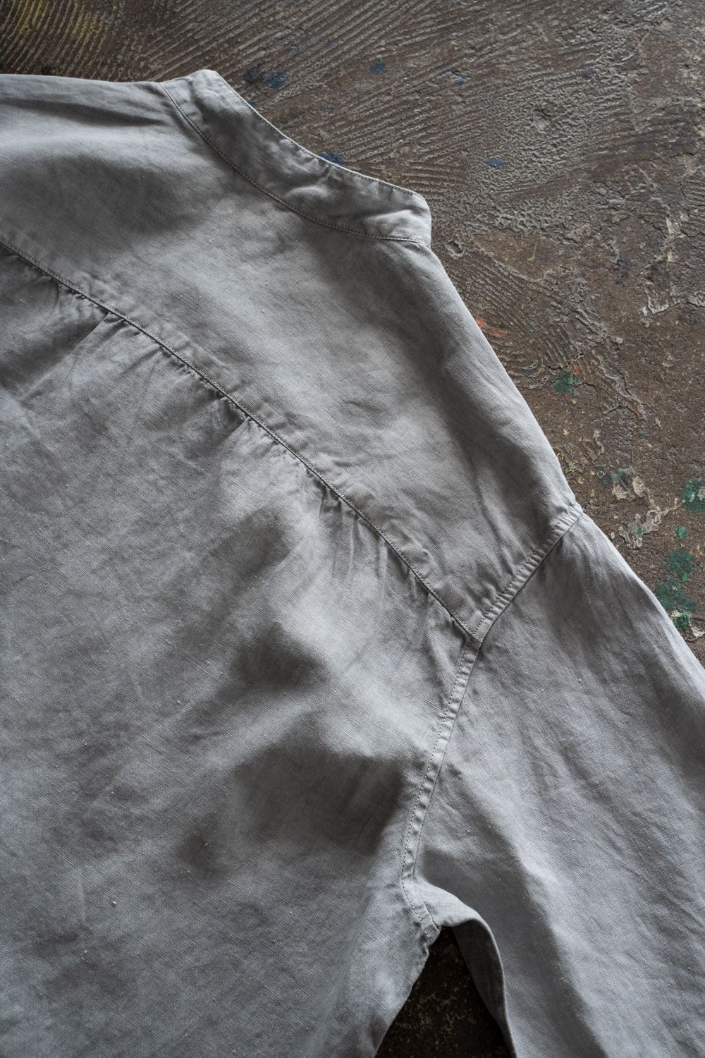 大麻シャツ 3(薄炭)