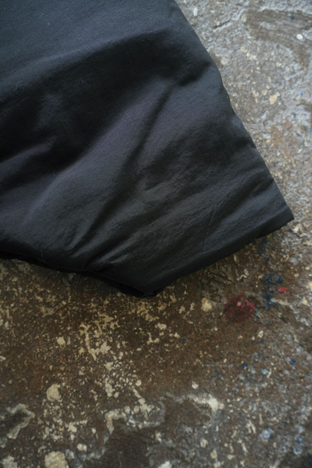 【25AW】シンサレートスタンドカラーブルゾン(BLACK)