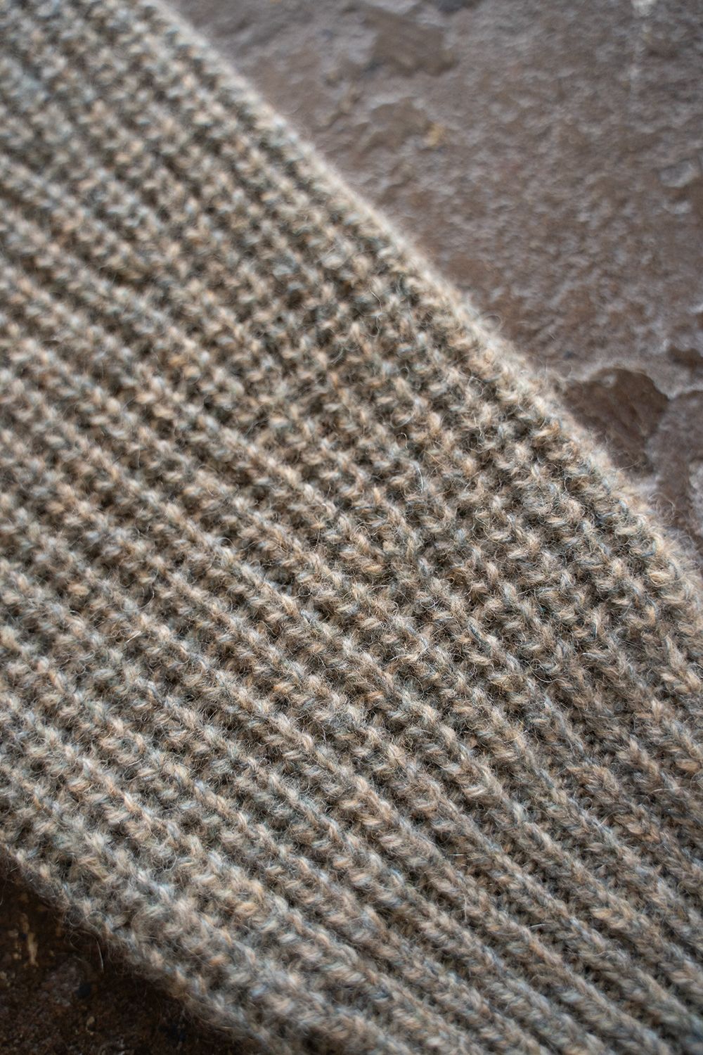 brushed yak/Shetland wool turtle neck sweater(CANDY BLUE)