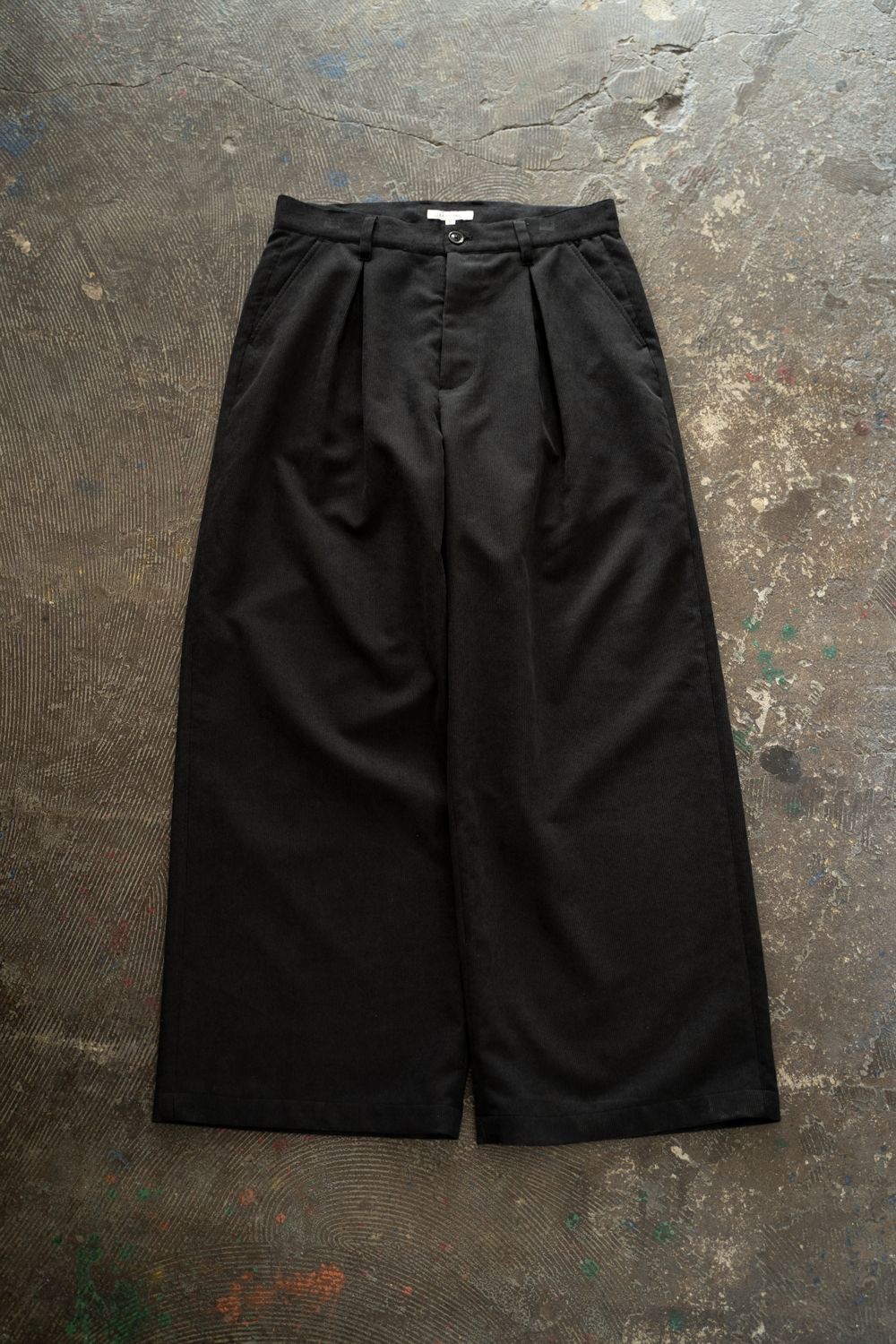 【ラスト1点】【26AW】2-Tack Corduroy Baggy Trousers/2タックコーデュロイバギートラウザーズ(BLACK)