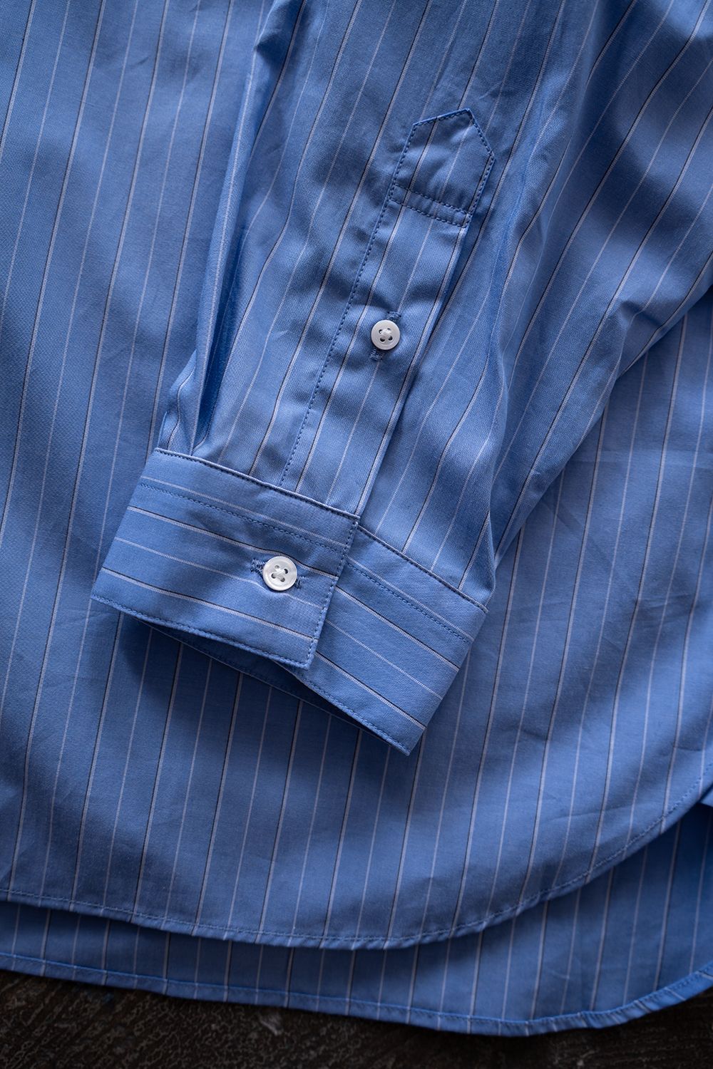 【26AW】ブロードレギュラーカラーシャツ(BLUE STRIPE)