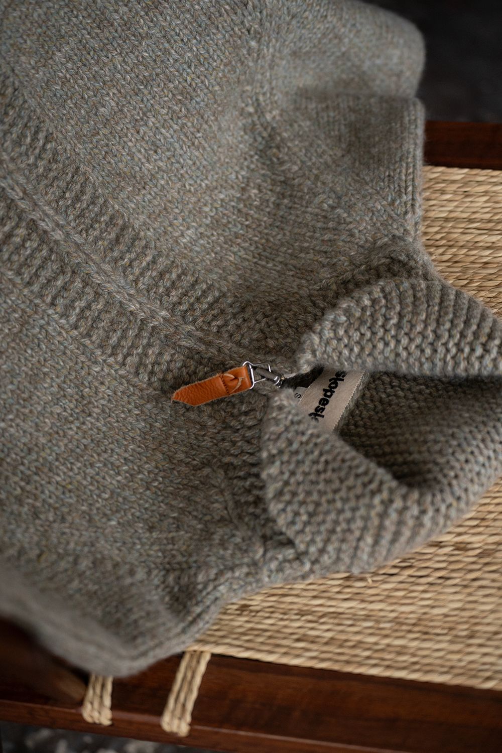 yak/lambs multi ply HAND KNITTING cowichan sweater(FOG)