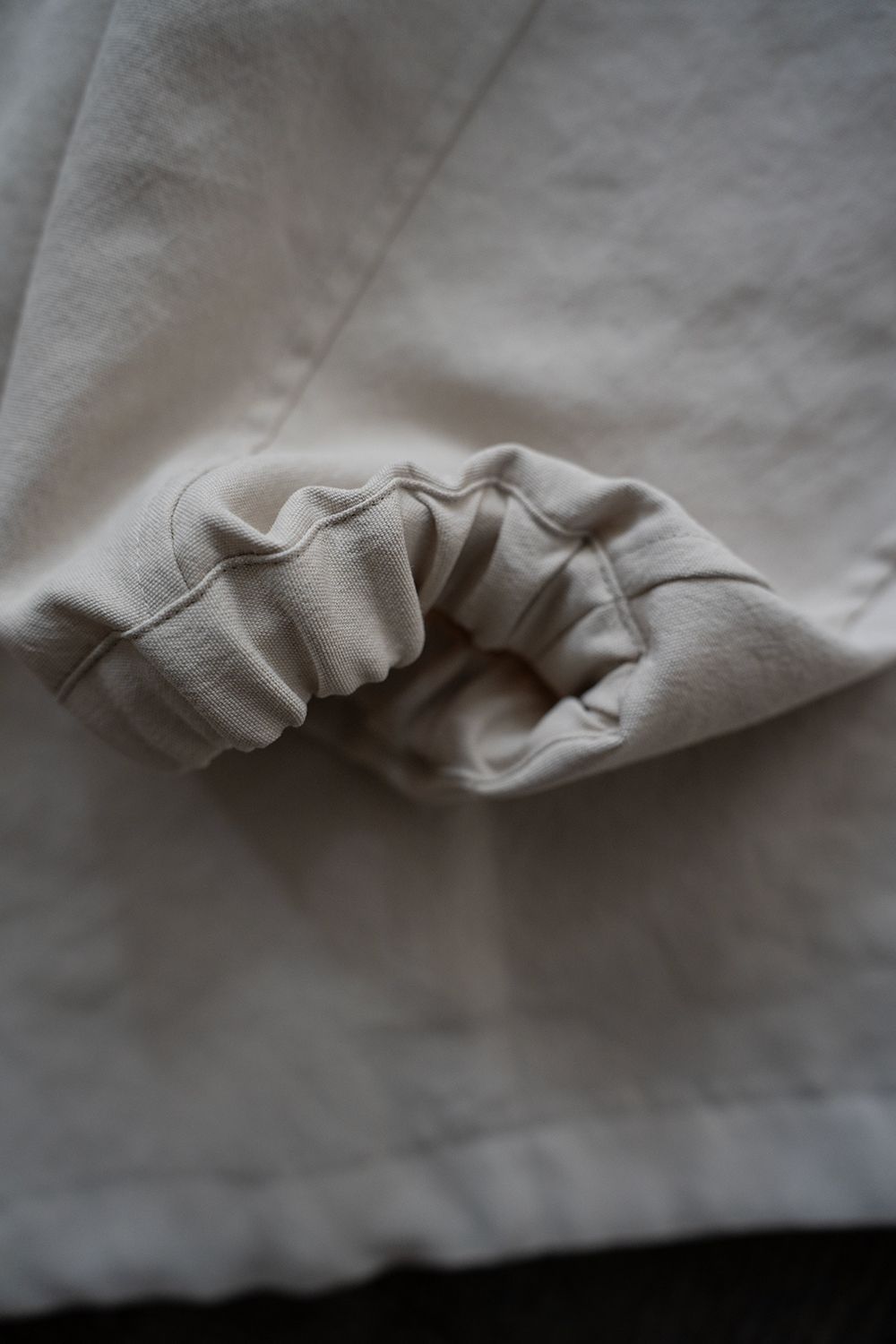 【25AW】撥水ナイロンアノラック(ECRU)