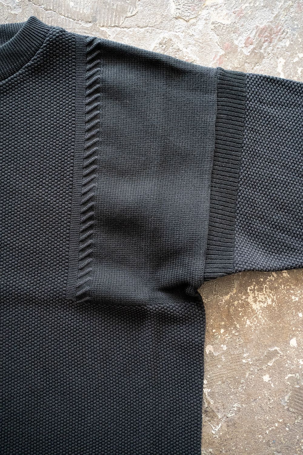 YASHIKI - 【ラスト1点】【22SS】Rekihama Knit(BLACK) | Salty