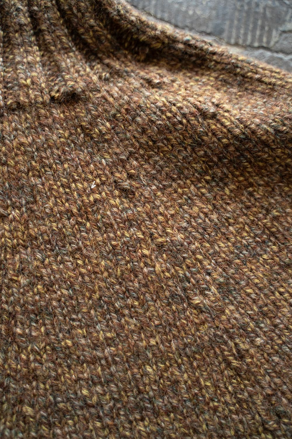 【ラスト1点】yak/lambs multi ply HAND KNITTING yoke top turtle neck sweater(MARRON)