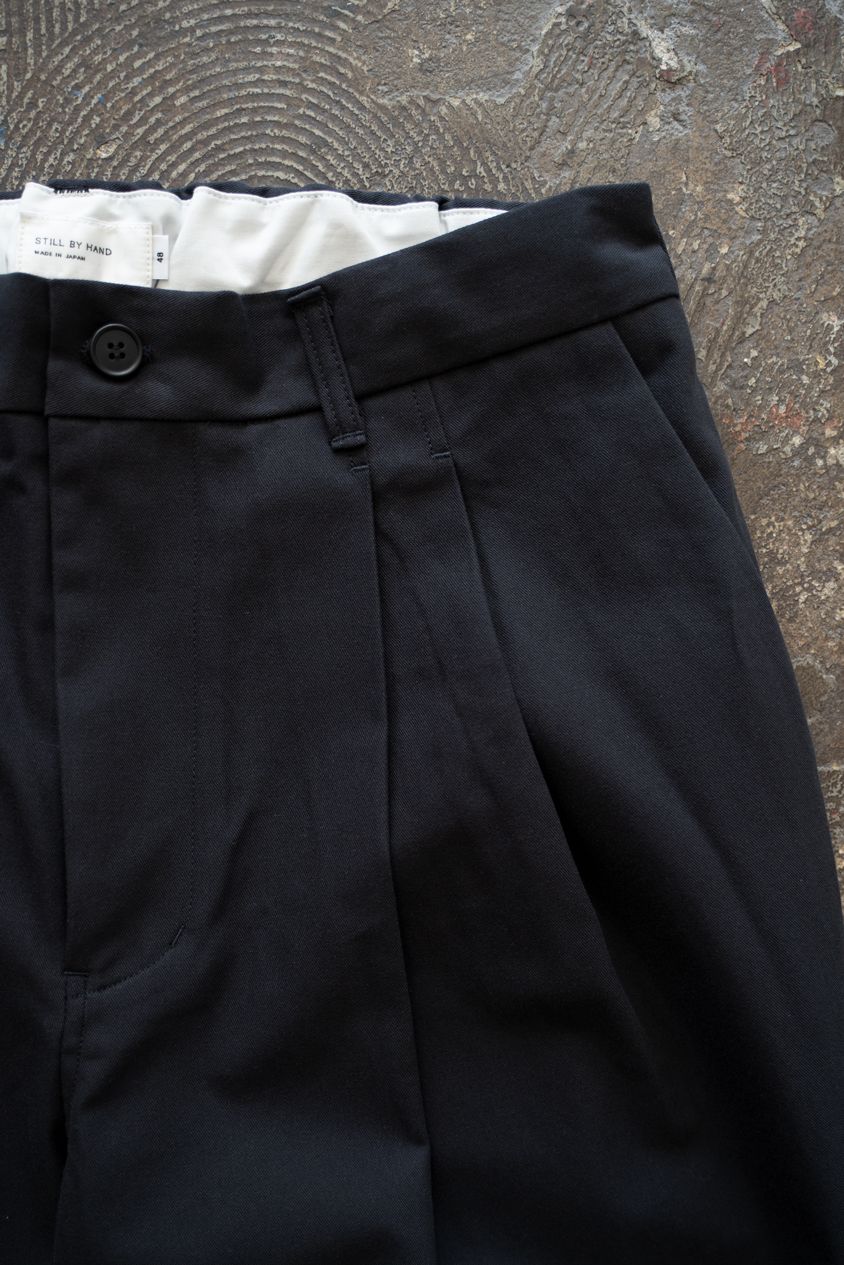 【25AW】2タックシャンブレースラックス(BLACK NAVY)