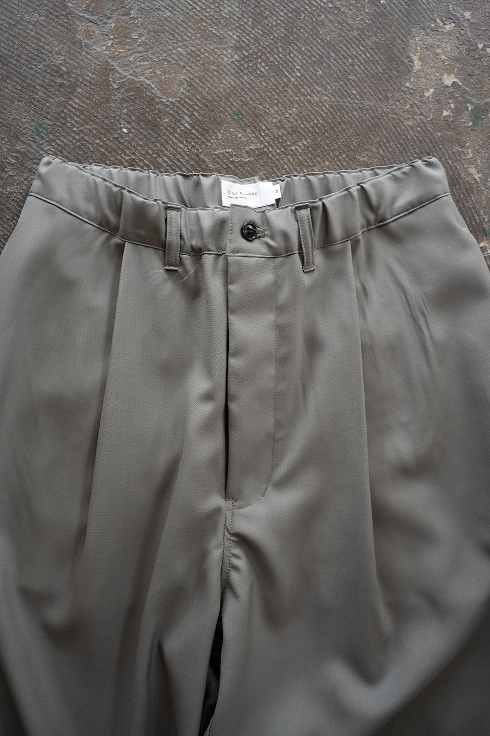 【26SS】ウォッシャブルウールイージースラックス(GREY)