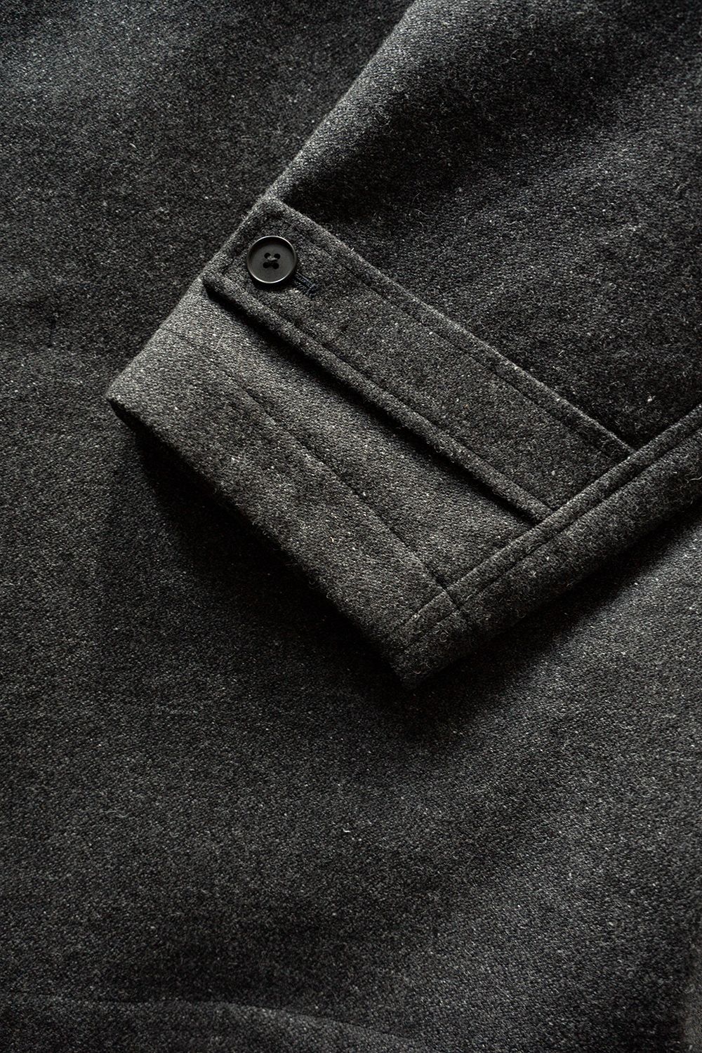 【26AW】ウール×シルクステンカラーハーフコート(GREY)