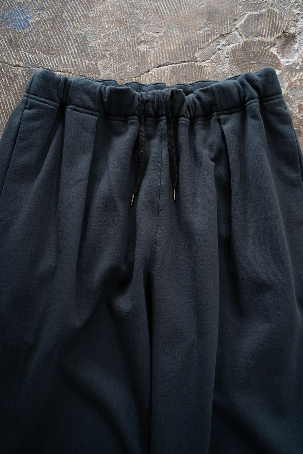 【ラスト1点】【25AW】裏毛ワンタックスラックス(DARK NAVY)