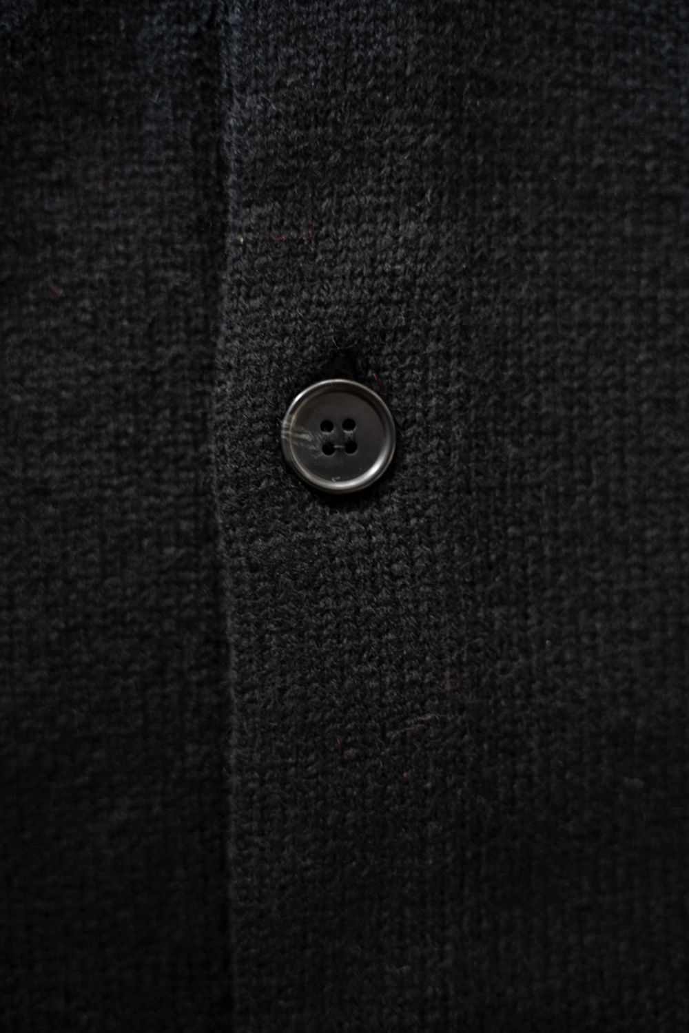 【26AW】ダメージクルーネックカーディガン(BLACK)
