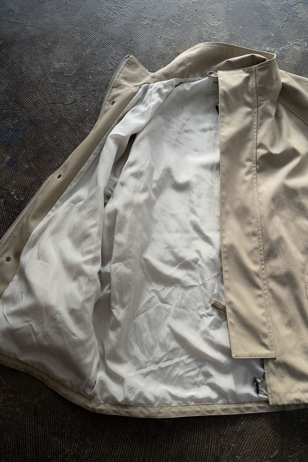 【ラスト1点】【23SS】強撚コットン×ポリエステルスタンドカラーハーフコート(BEIGE)