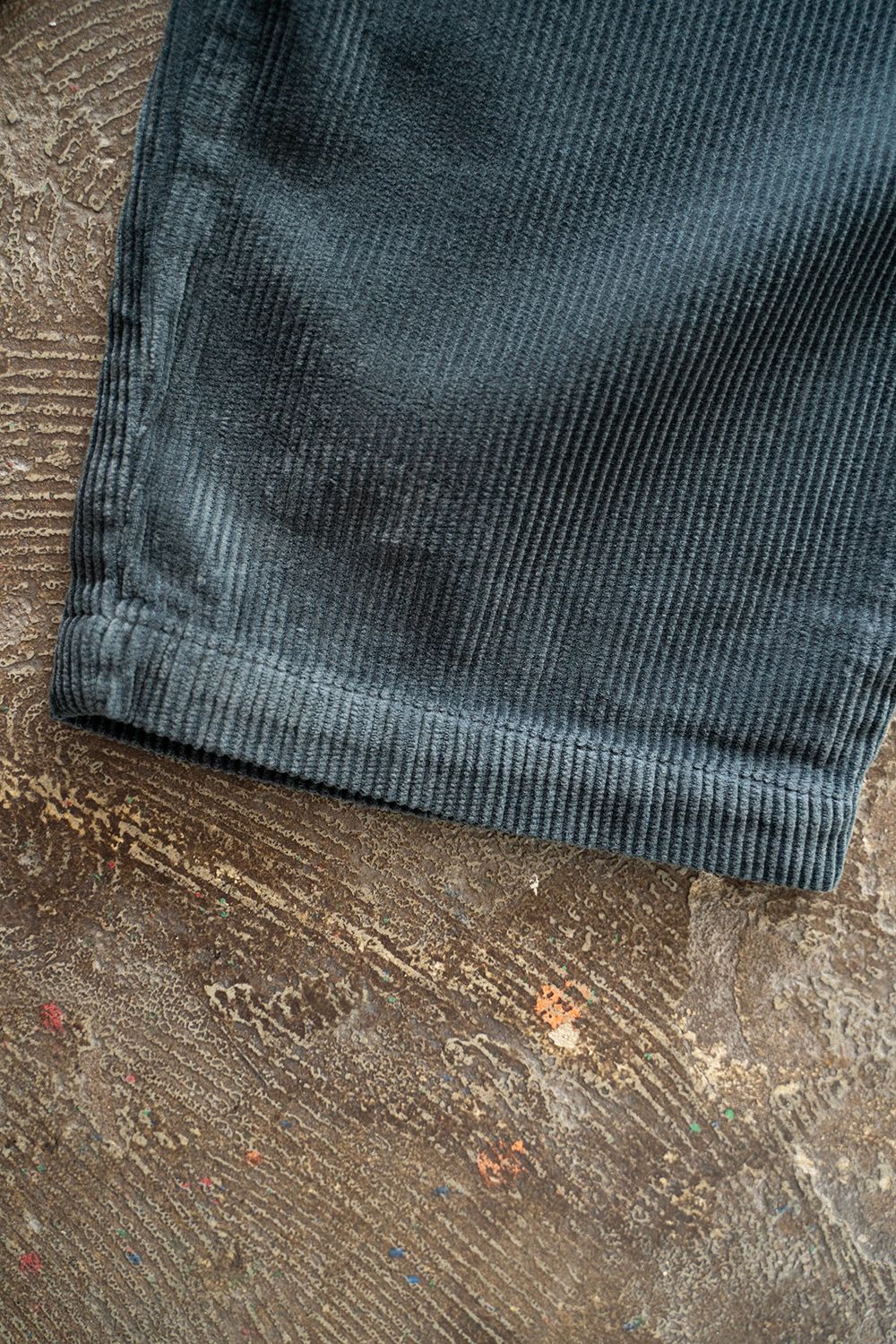 【ラスト1点】【24AW】太畝コーデュロイイージーパンツ(TEAL BLUE)