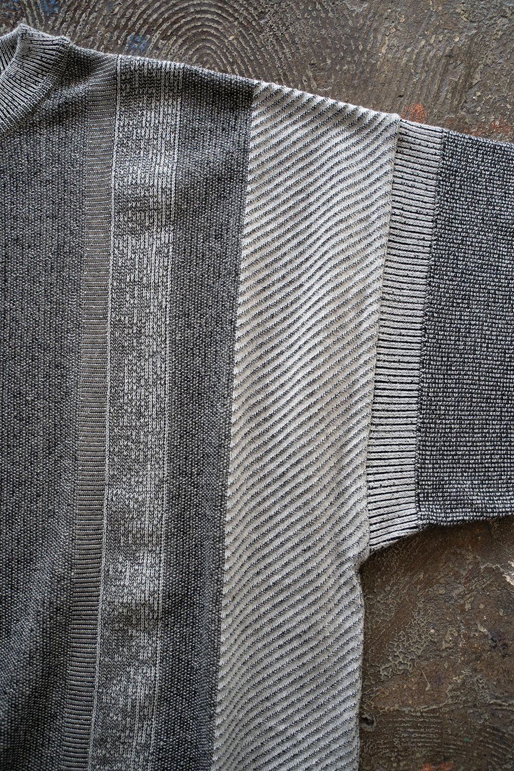 YASHIKI - 【25SS】Fumon Henley Knit(MIX GRAY) | Salty