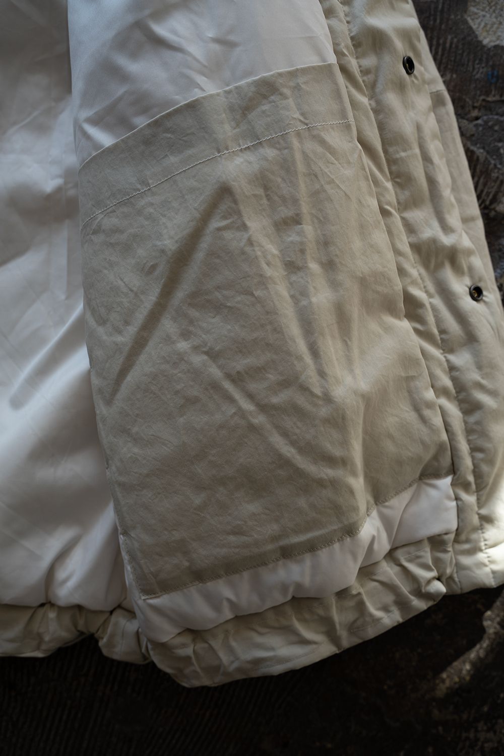 【26AW】シンサレートスタンドカラーブルゾン(ECRU)