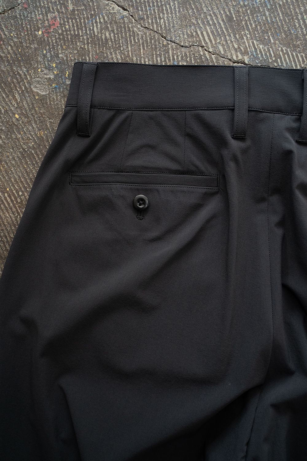 【25SS】1-Tack Nylon Trousers/1タックナイロントラウザーズ(BLACK)