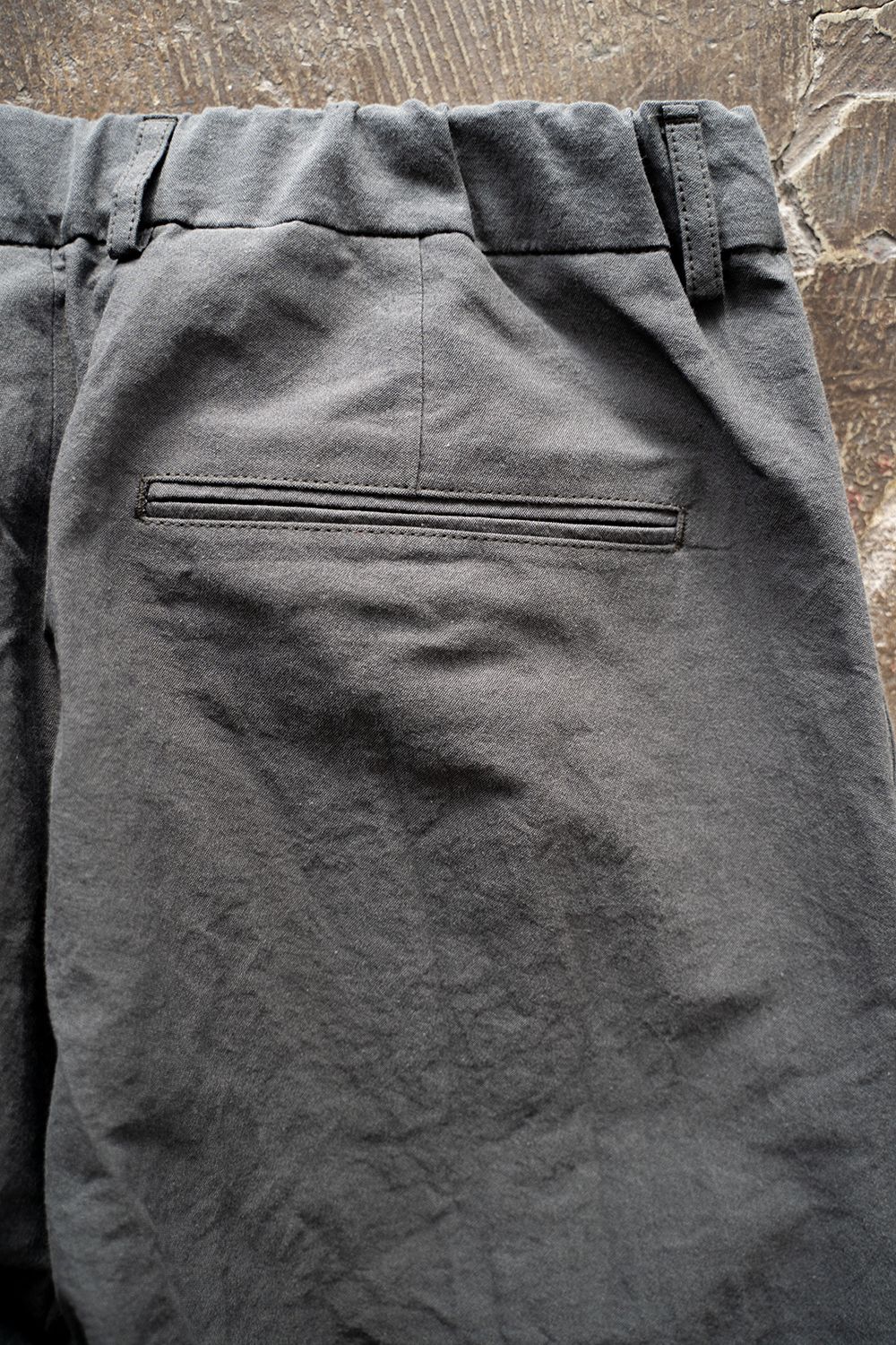 【ラスト1点】【22SS】和紙×ウール混4タックイージースラックス(BLUE GRAY)