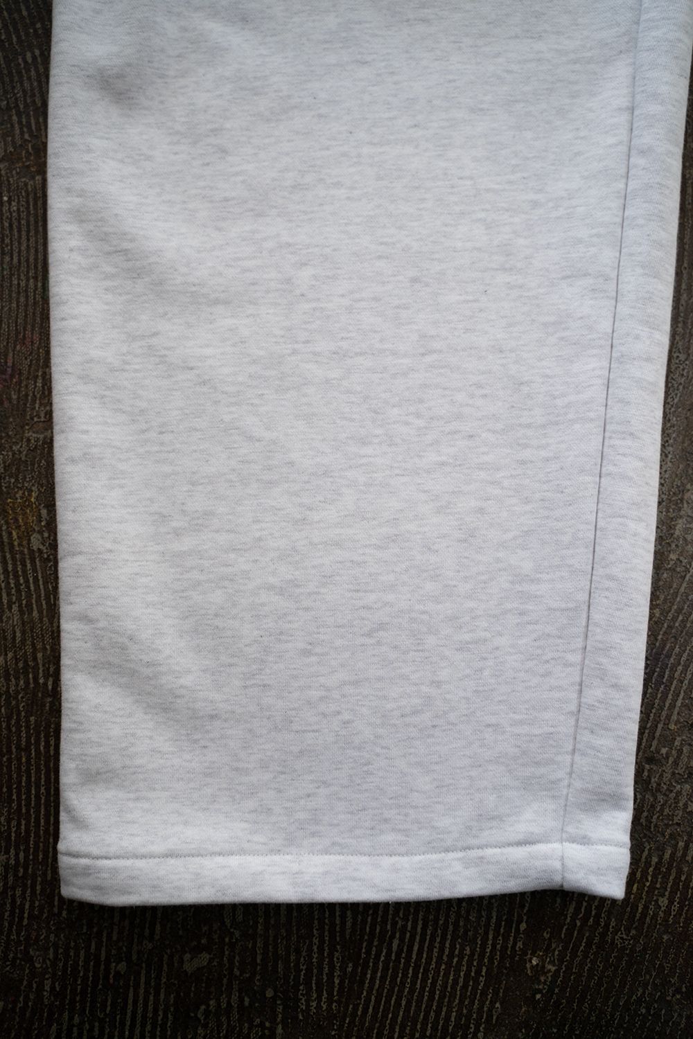 【25AW】裏毛ワンタックスラックス(LIGHT GRAY)