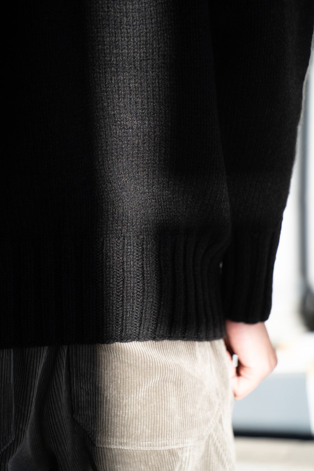 【ラスト1点】yak/lambs multi ply HAND KNITTING yoke top turtle neck sweater(BLACK)