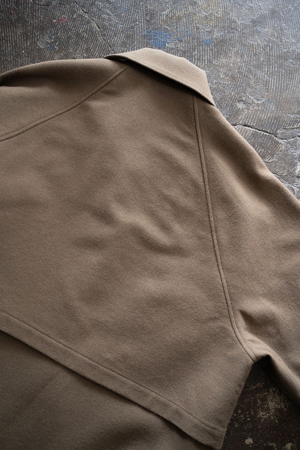 【25AW】ウール×ナイロンステンカラーコート(KHAKI BEIGE)