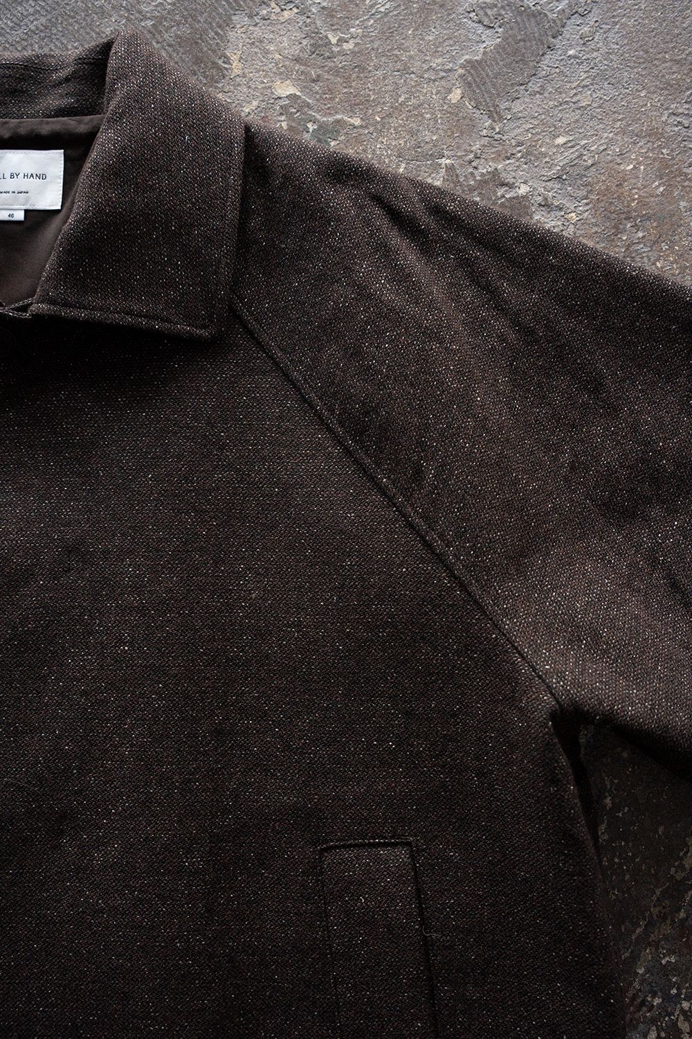 【26AW】ウール×シルクステンカラーハーフコート(DARK BROWN)