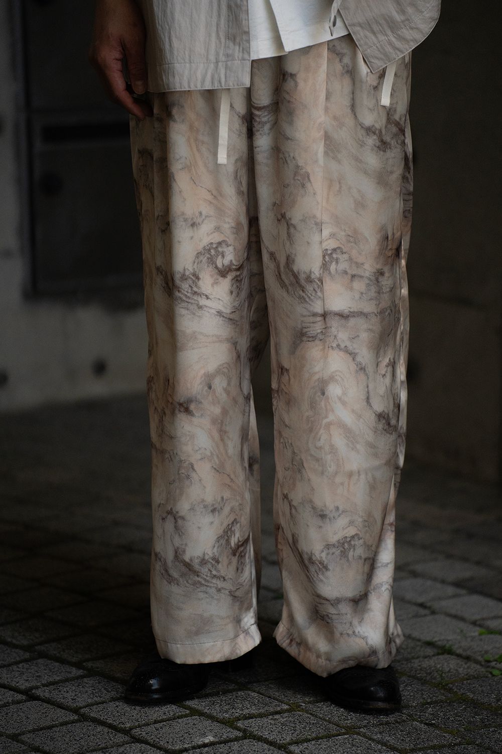 【ラスト1点】【25SS】Abstract Wide Easy Pants/アブストラクトワイドイージーパンツ(IVORY)