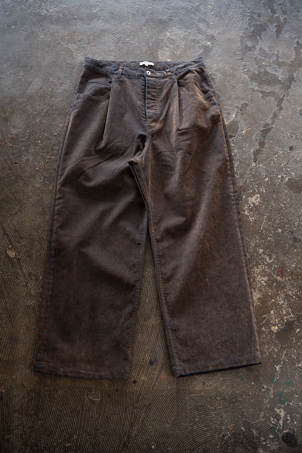 【26AW】Washed Flocked Denim Pants(FADED BROWN)