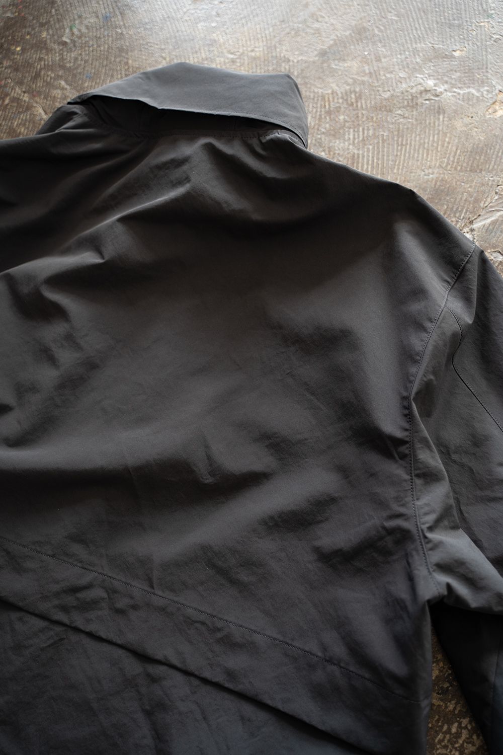 【ラスト1点】【24AW】撥水ポリエステルスタンドカラーブルゾン(INK BLACK)