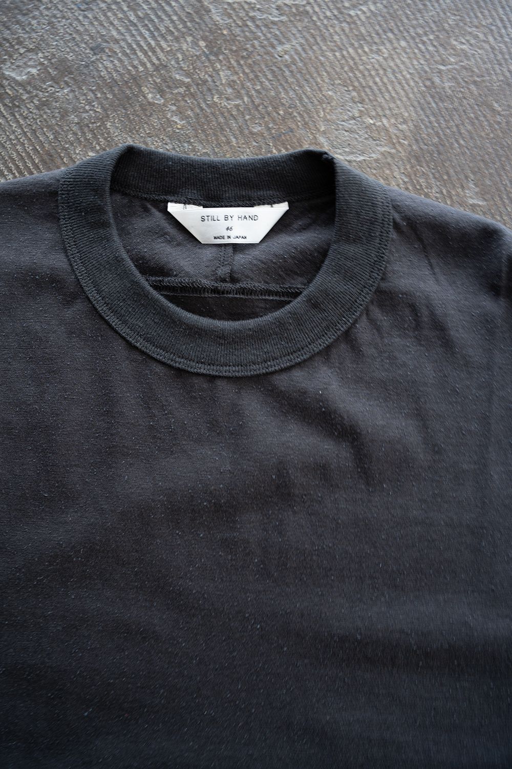 【26SS】シルクネップスプリットヨークTシャツ(CHARCOAL)
