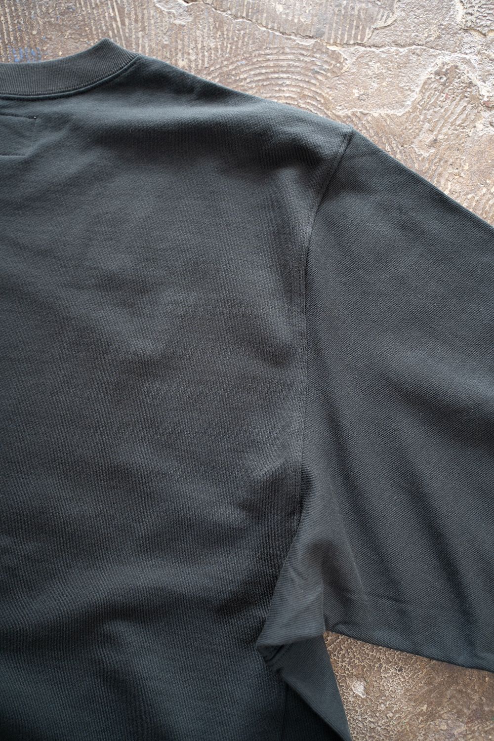 【ラスト1点】【23AW】ピボットスリーブプルオーバースウェット(BLACK NAVY)