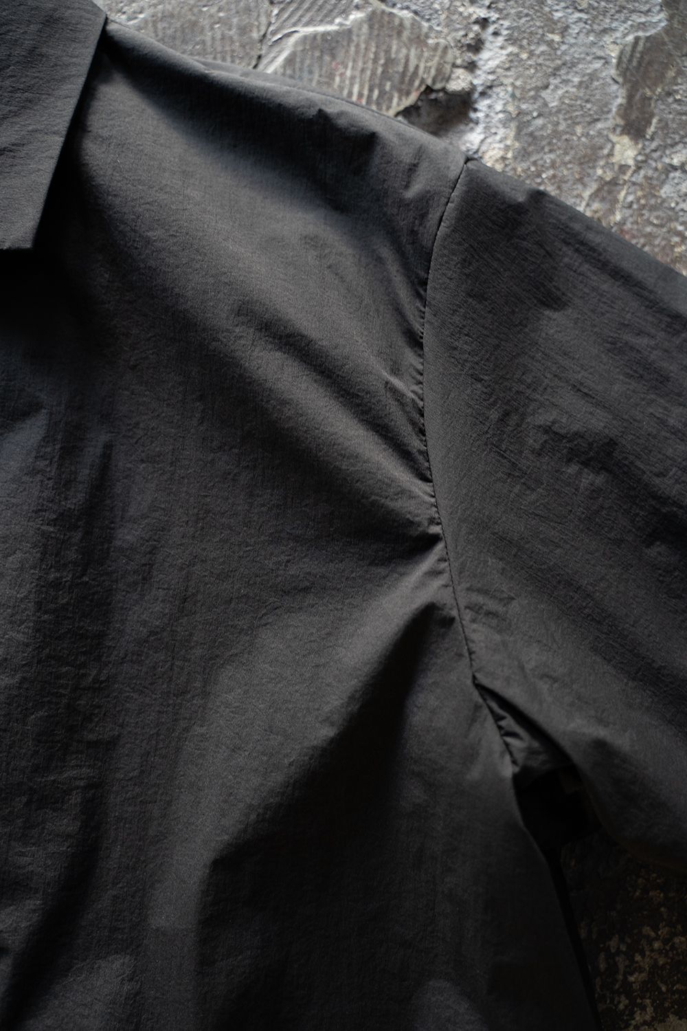 【ラスト1点】【24AW】シンサレートシャツブルゾン(BLACK)