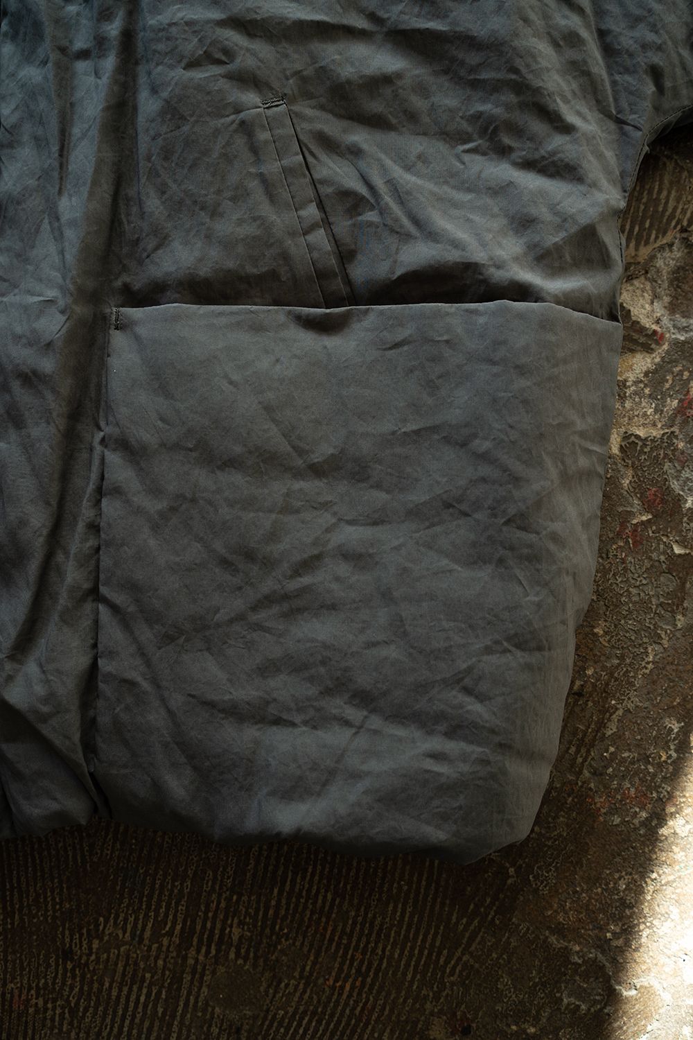 【26AW】シンサレートスタンドカラーブルゾン(SLATE BLUE)