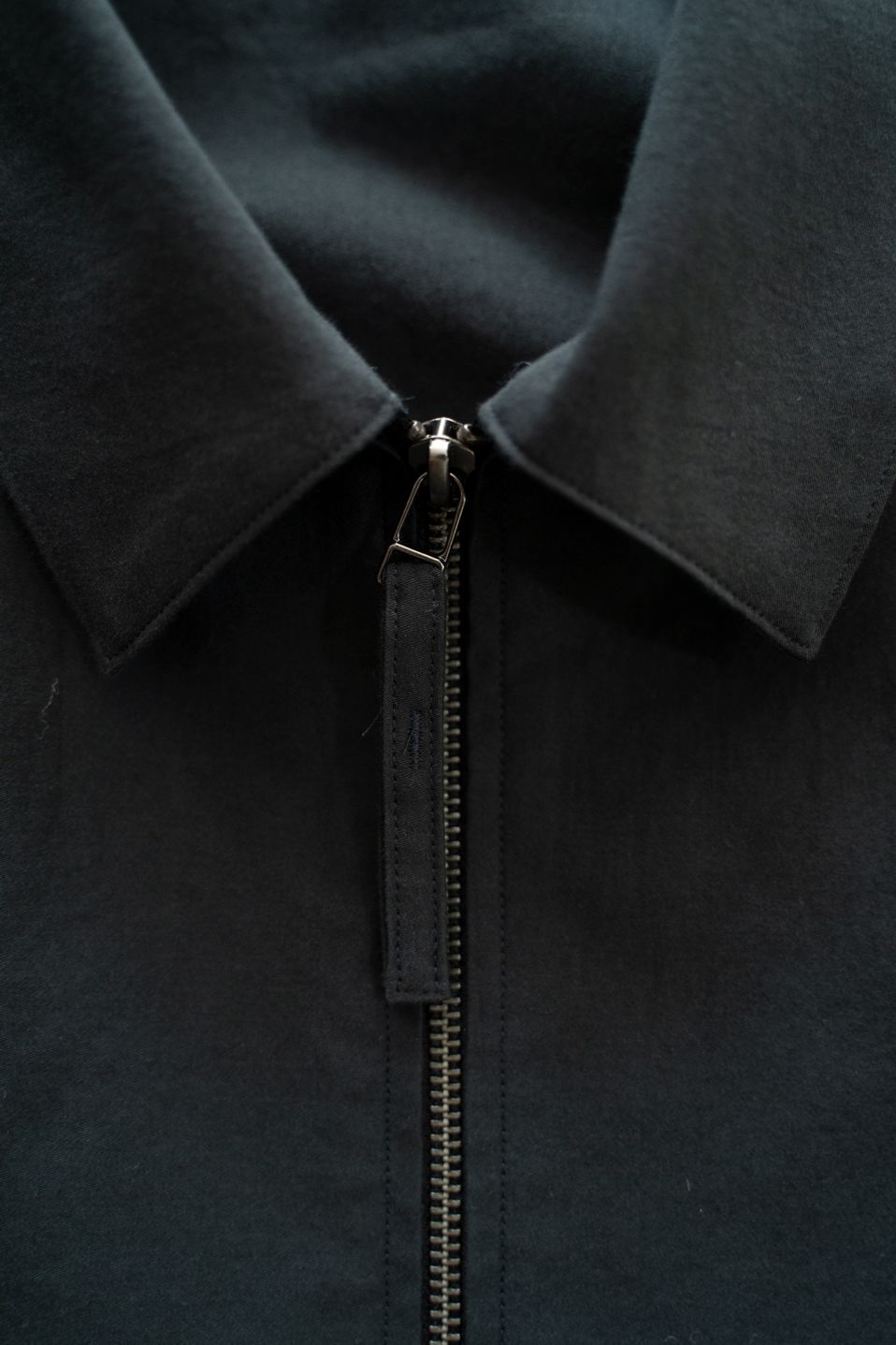 【26SS】コットンモールスキンジップブルゾン(DARK GREEN)