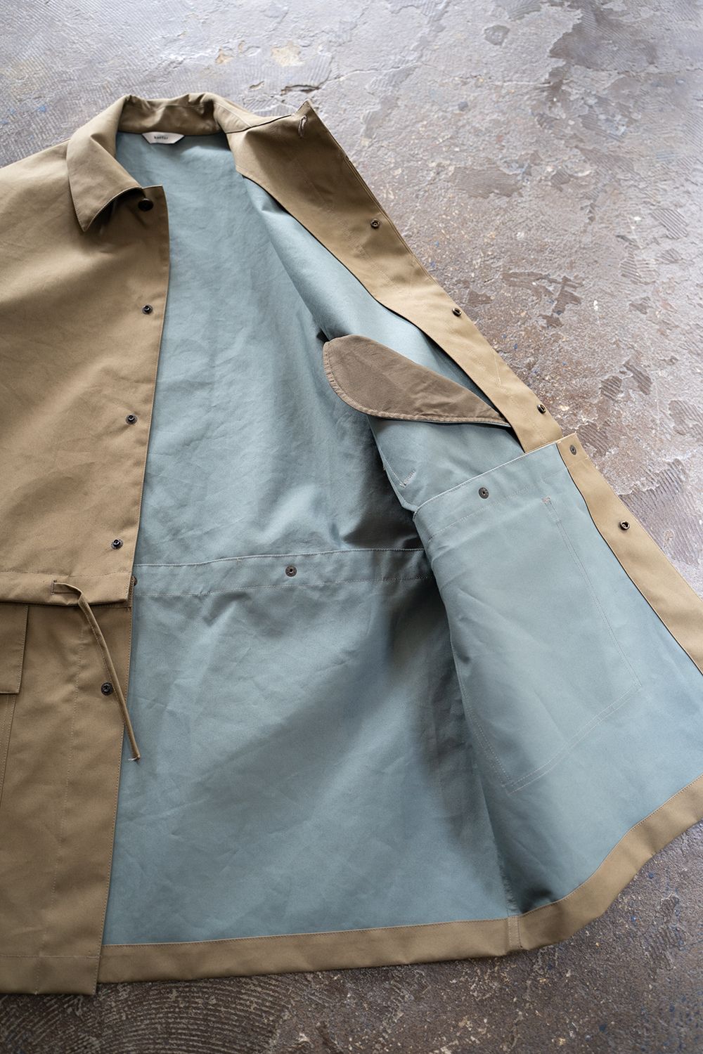 【ラスト1点】【25AW】Cotton Typewriter 2WAY Coat/コットンタイプライター2WAYコート(KHAKI BEIGE)