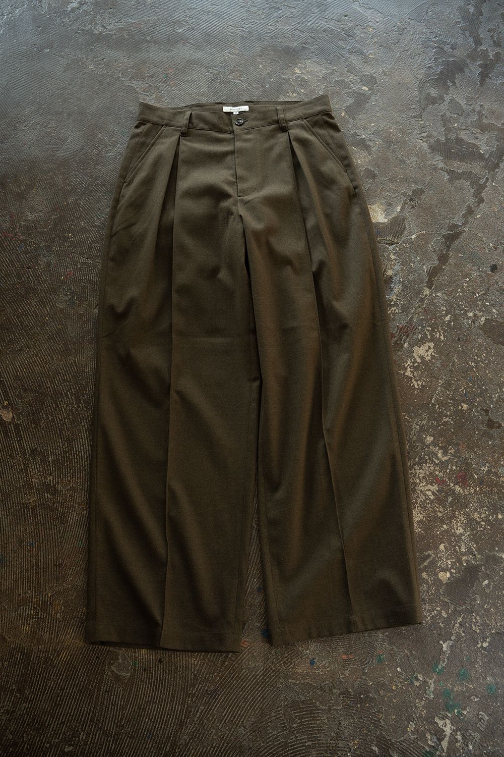 【26AW】2-Tack Wide Slacks/2タックワイドスラックス(OLIVE)