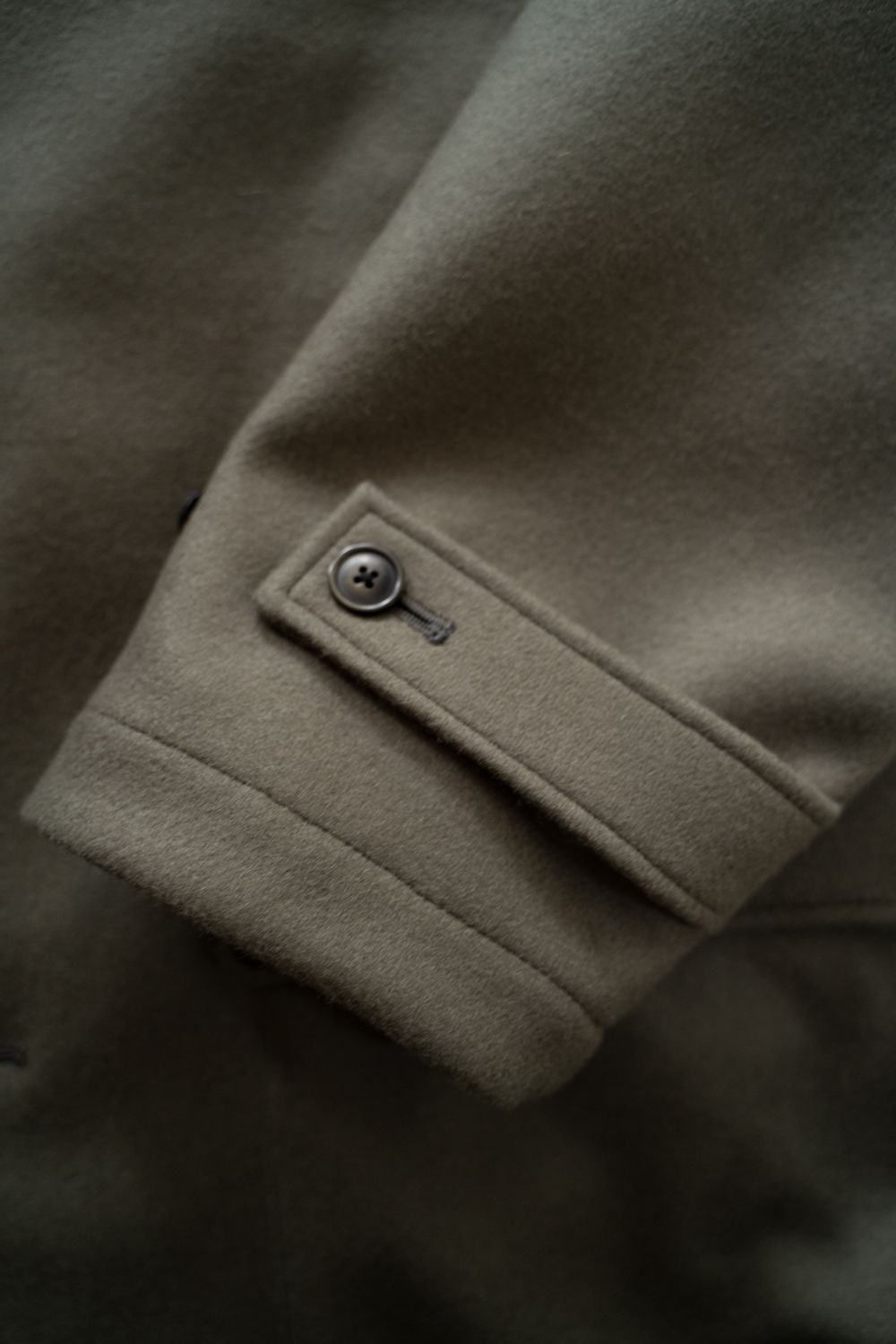 【25AW】Super110'Sメルトンステンカラーハーフコート(SAGE)