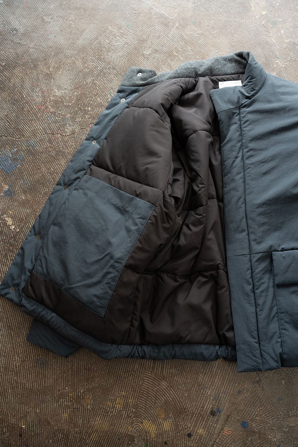 【25AW】シンサレートスタンドカラーブルゾン(TEAL BLUE)