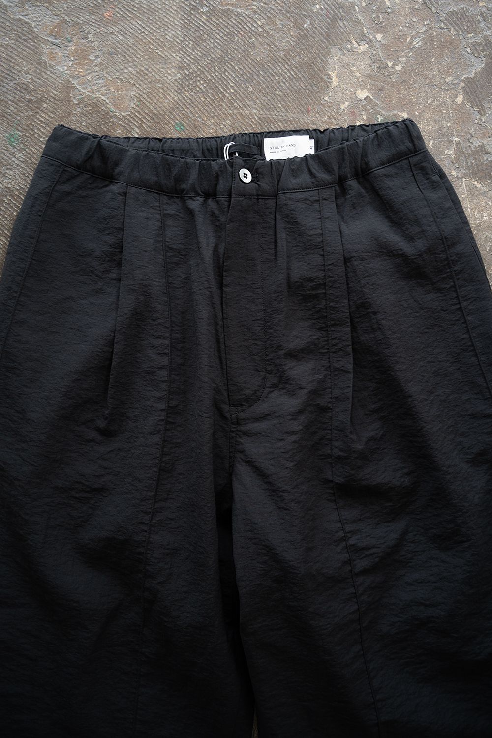 【26SS】ピンタックイージースラックス(BLACK)