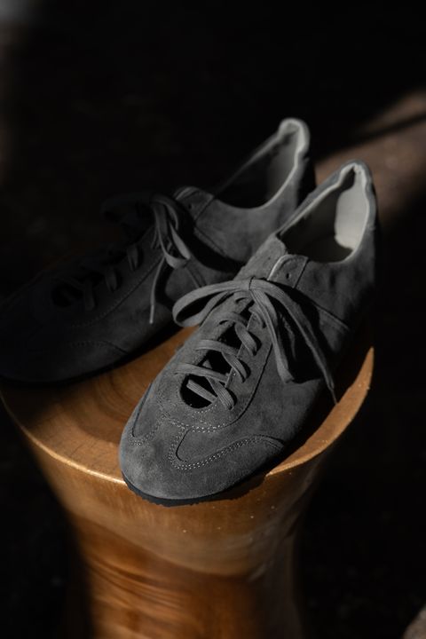 【26AW】REPRODUCTION OF FOUND×STILL BY HAND Sneaker '26 スウェードスニーカー(CHARCOAL)