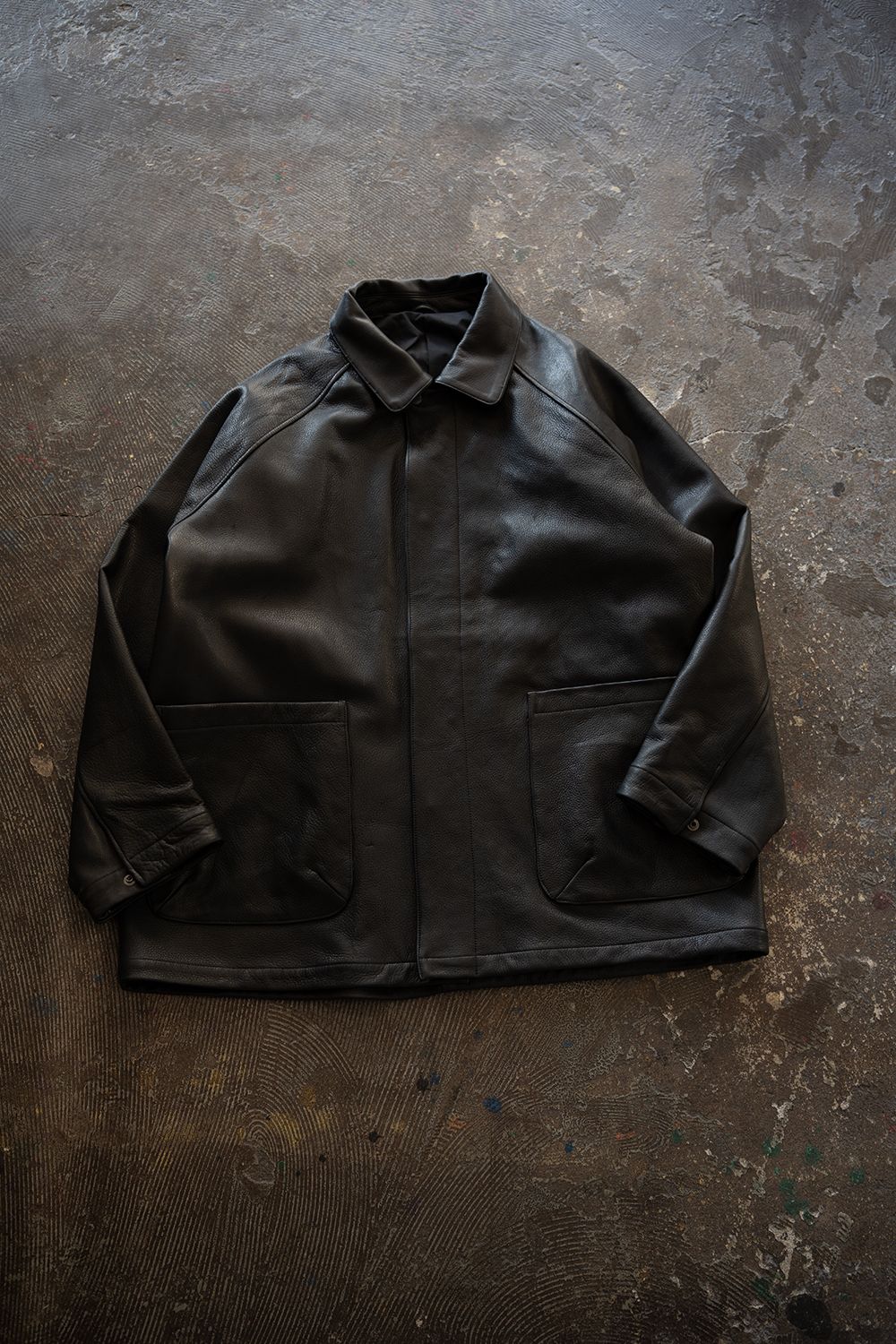 【26AW】カウレザーハーフコート(BLACK)