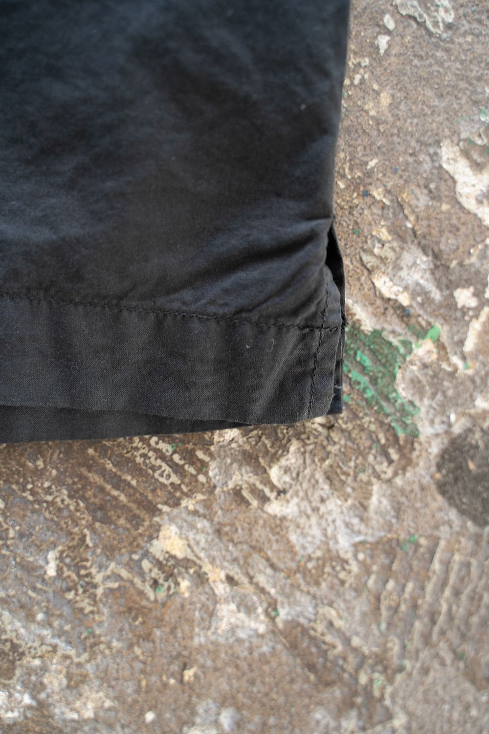 【ラスト1点】【23SS】シルク混半袖ヨークスリーブシャツ(BLACK NAVY)