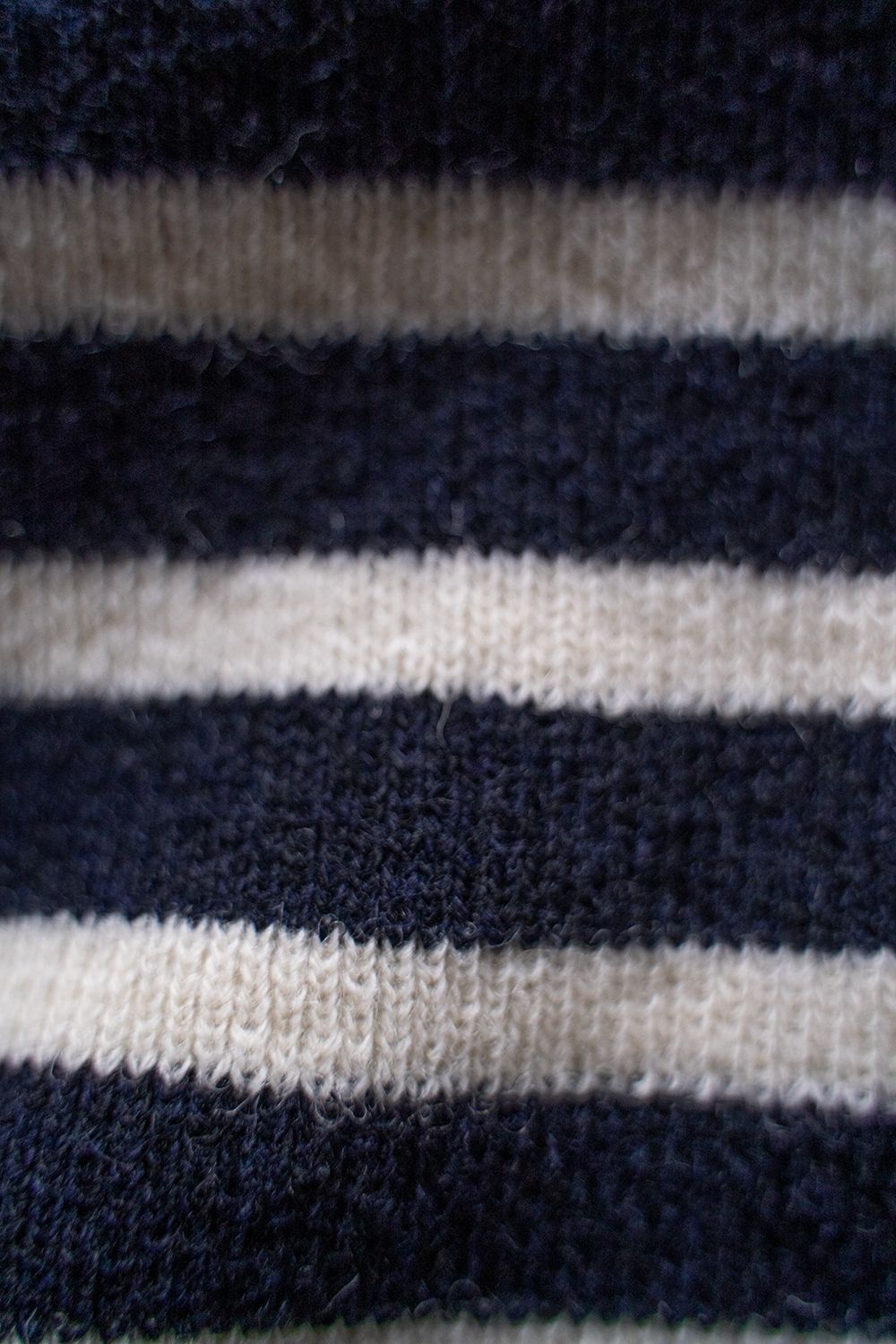 Hard twisted Shetlandwool GOB sweater(NAVY×WHITE)