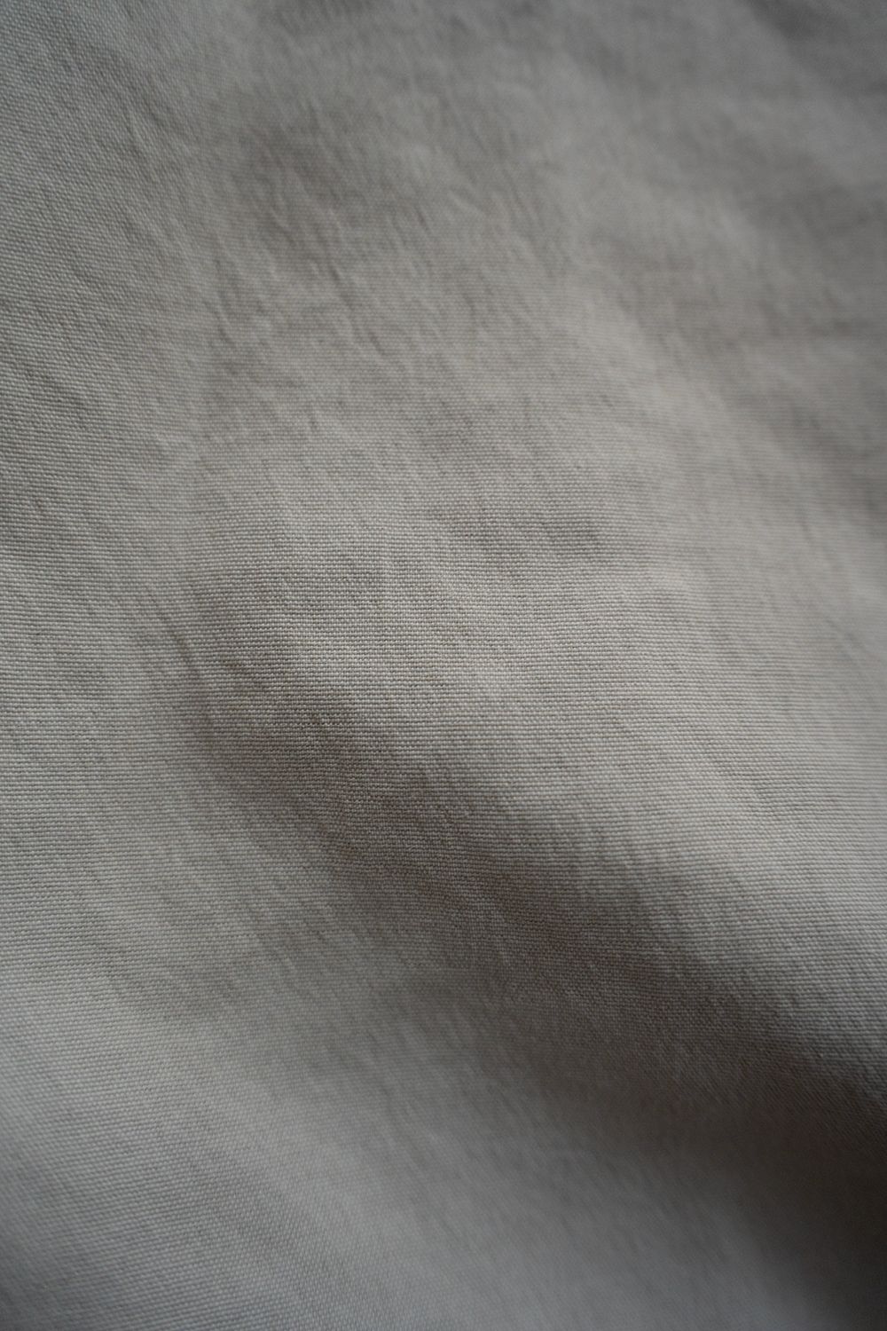 【25AW】撥水ナイロンアノラック(ECRU)