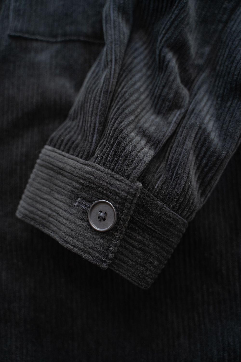 【ラスト1点】【25AW】綿×レーヨンコーデュロイシャツジャケット(BLACK)