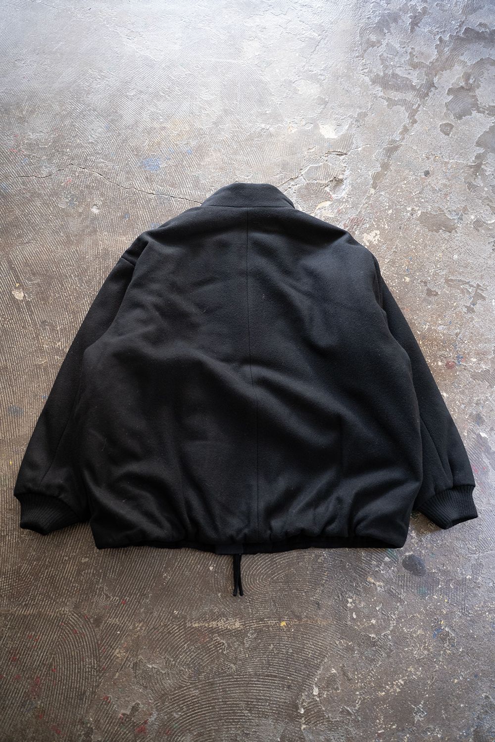 【25AW】ラムウールシンサレートスタンドカラーブルゾン(BLACK)