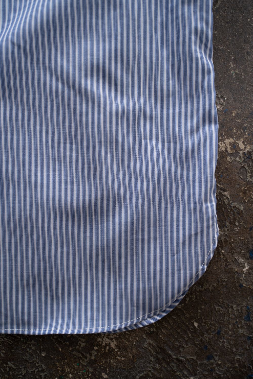 【26SS】両胸ポケットバンドカラーストライプシャツ(NAVY)