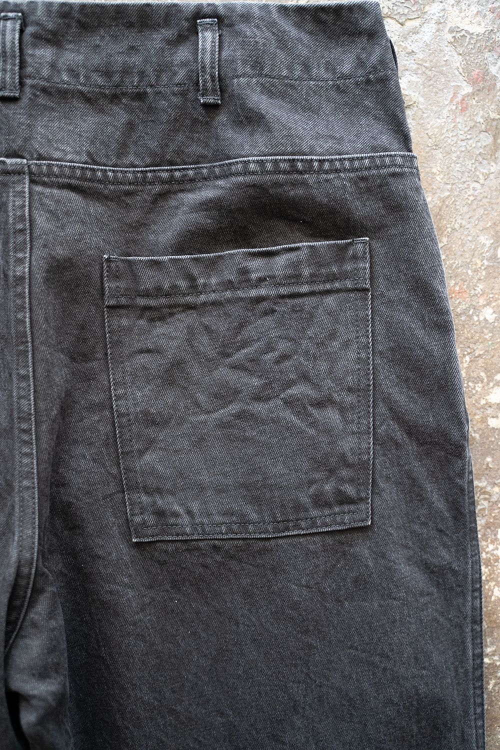 kontor - 【ラスト1点】【22AW】Denim Tapered Pants(BLACK) | Salty