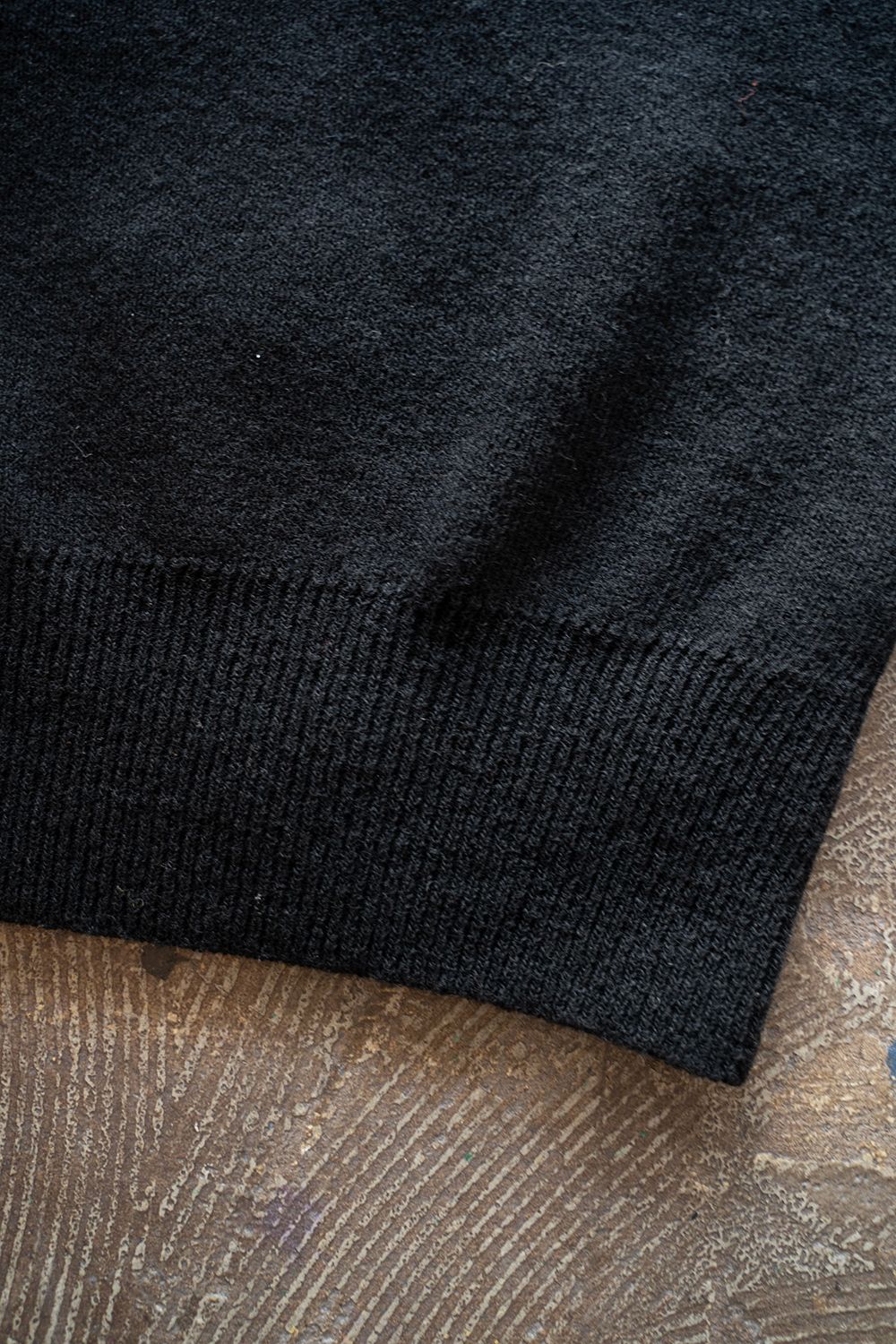 Hard twisted Shetlandwool GOB sweater(BLACK)