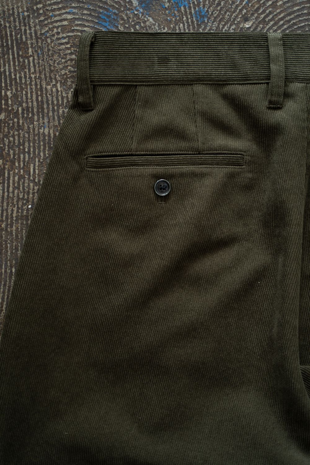 【26AW】2-Tack Corduroy Baggy Trousers/2タックコーデュロイバギートラウザーズ(OLIVE)