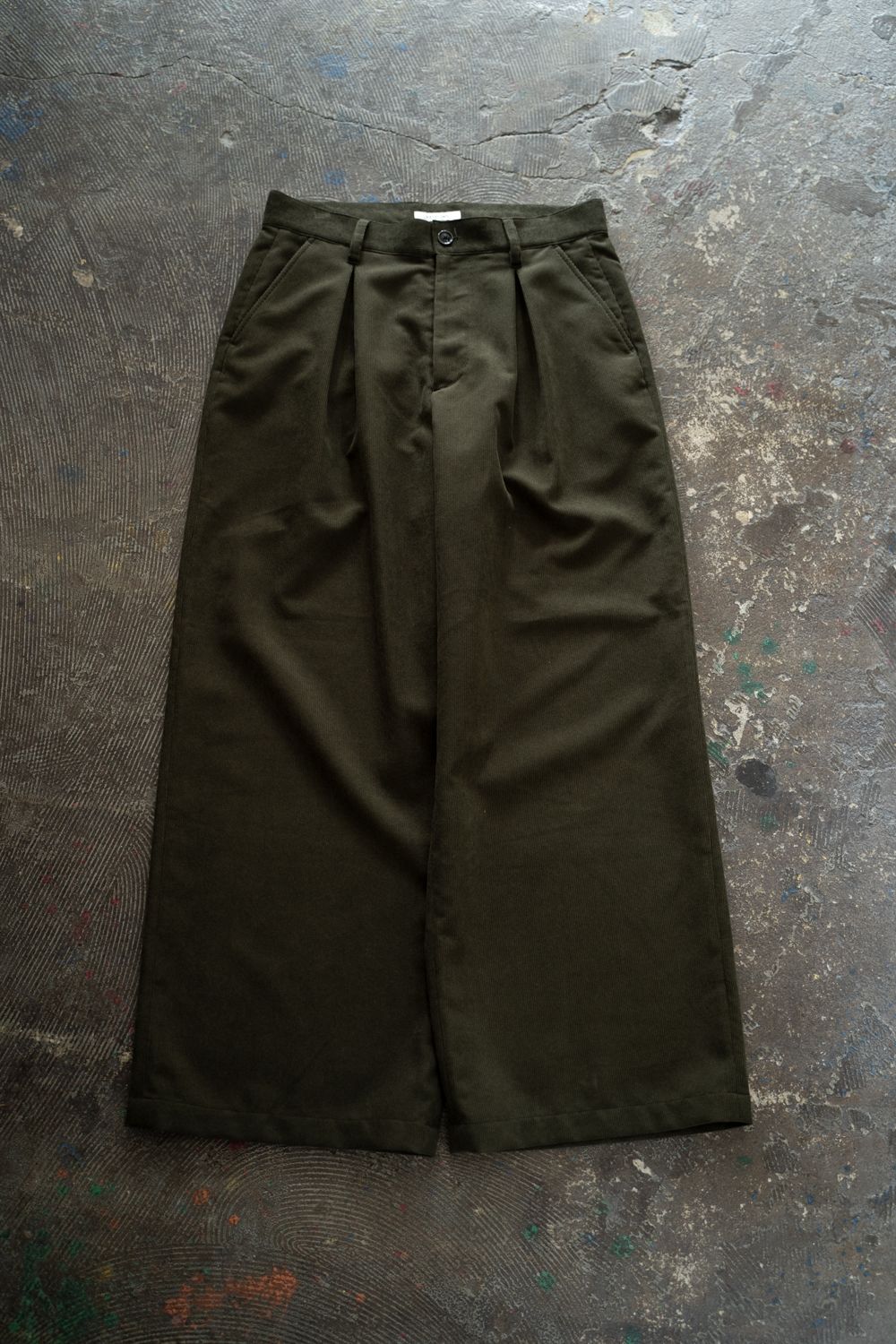 【26AW】2-Tack Corduroy Baggy Trousers/2タックコーデュロイバギートラウザーズ(OLIVE)