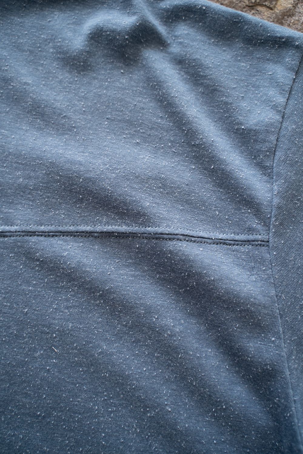 【ラスト1点】【24SS】シルク混フットボールTシャツ(SMOKE BLUE)